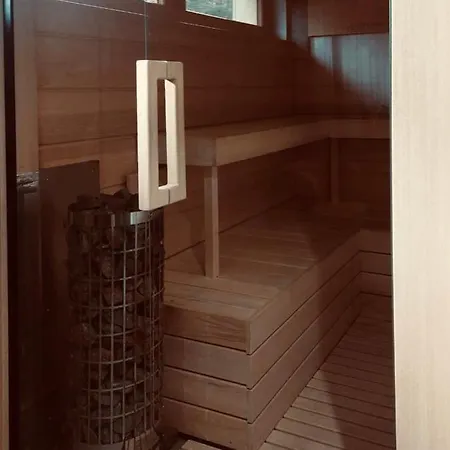 Gorski Garaz Sauna Wifi Tv Taras Ekspres Do Kawy زاكوباني